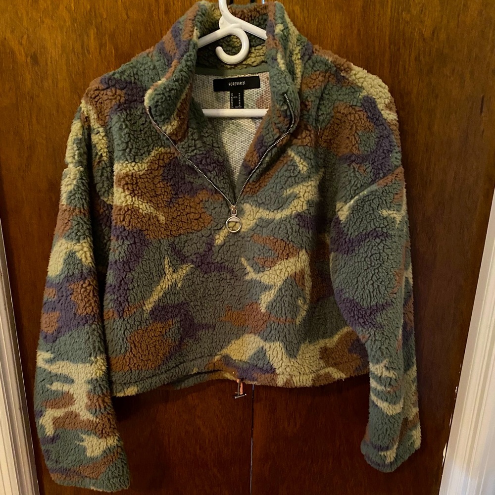 Fuzzy pullover